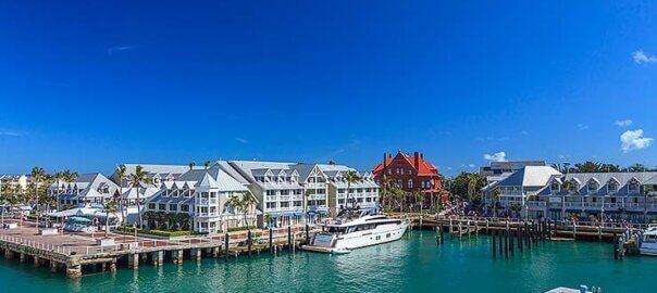 Key West, showcasing vibrant buildings and palm trees